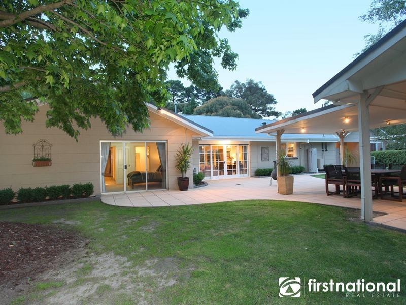 224 Harkaway Road, Harkaway VIC 3806