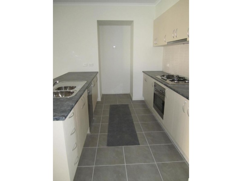 44 Flinders Park Drive, Officer VIC 3809