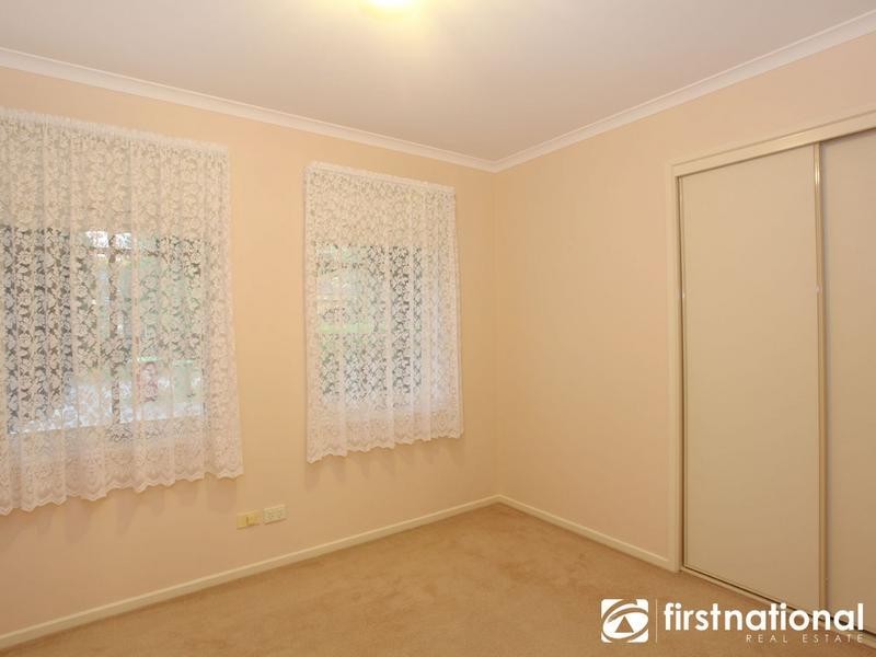 8 Emma Court, Berwick VIC 3806