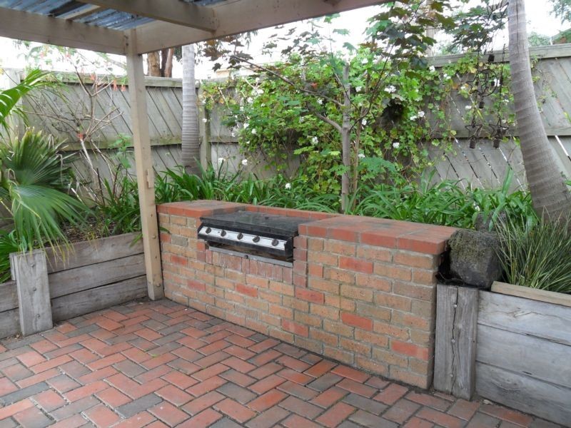 48 Lawrence Drive, Berwick VIC 3806