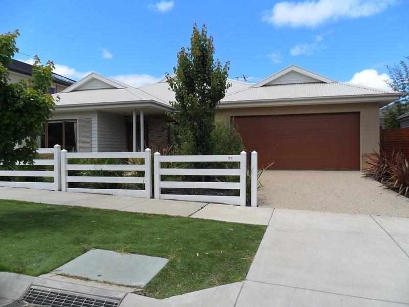23 Kooyong Close, Officer VIC 3809