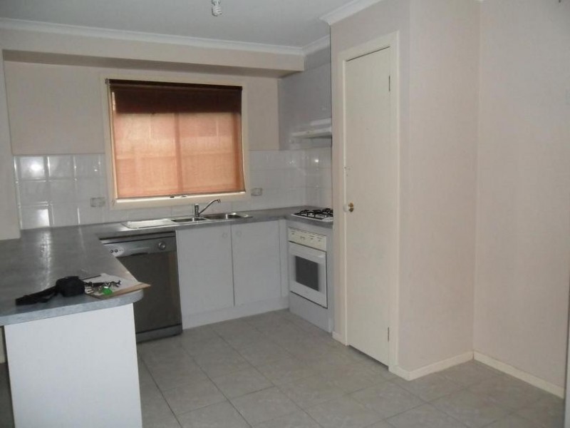 24 Bellevue Drive, Berwick VIC 3806