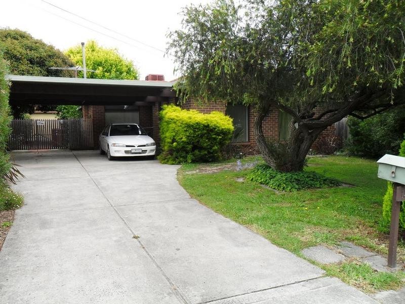 14 Lancaster Avenue, Narre Warren VIC 3805