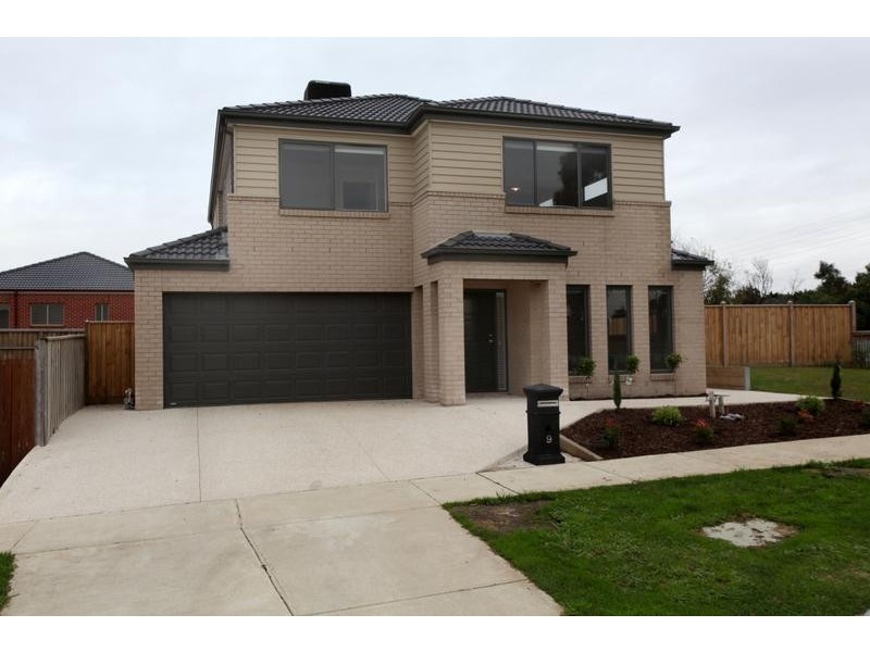 9 Alice Court, Officer VIC 3809
