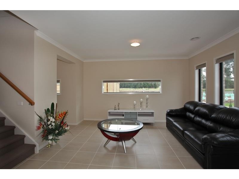 9 Alice Court, Officer VIC 3809