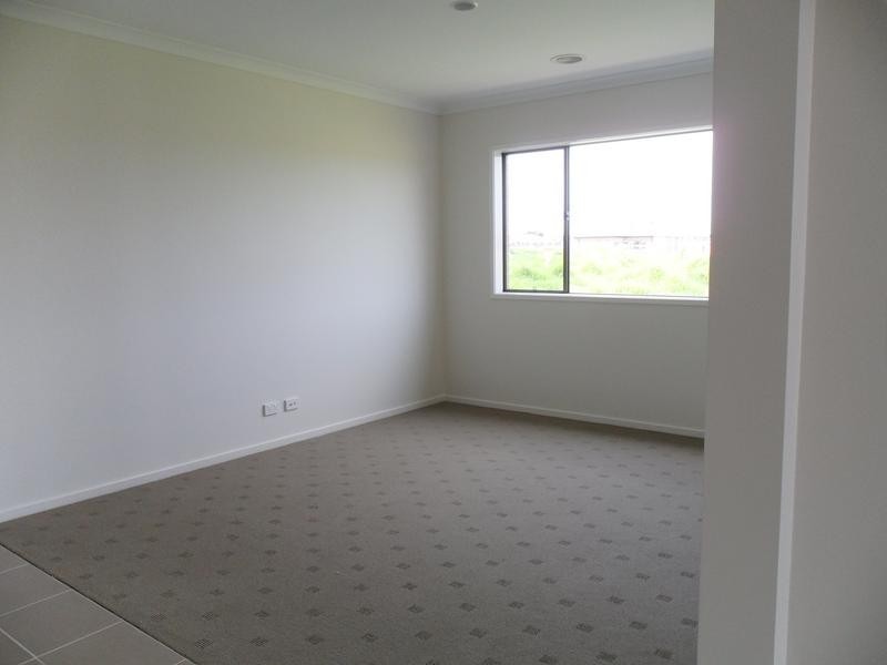 Lot 345, 72 McKillop Way, Clyde North VIC 3978