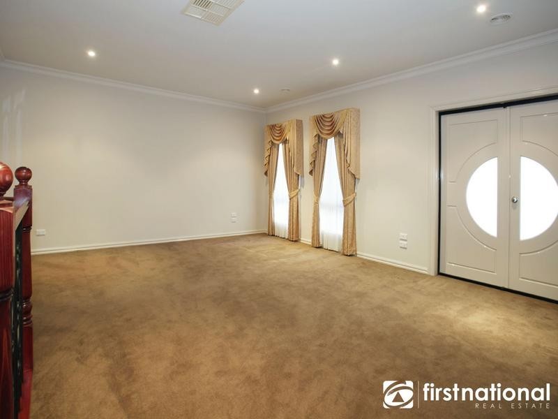 12 Hillcrest Avenue, Narre Warren VIC 3805