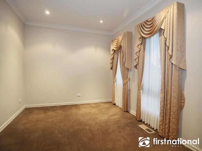 12 Hillcrest Avenue, Narre Warren VIC 3805