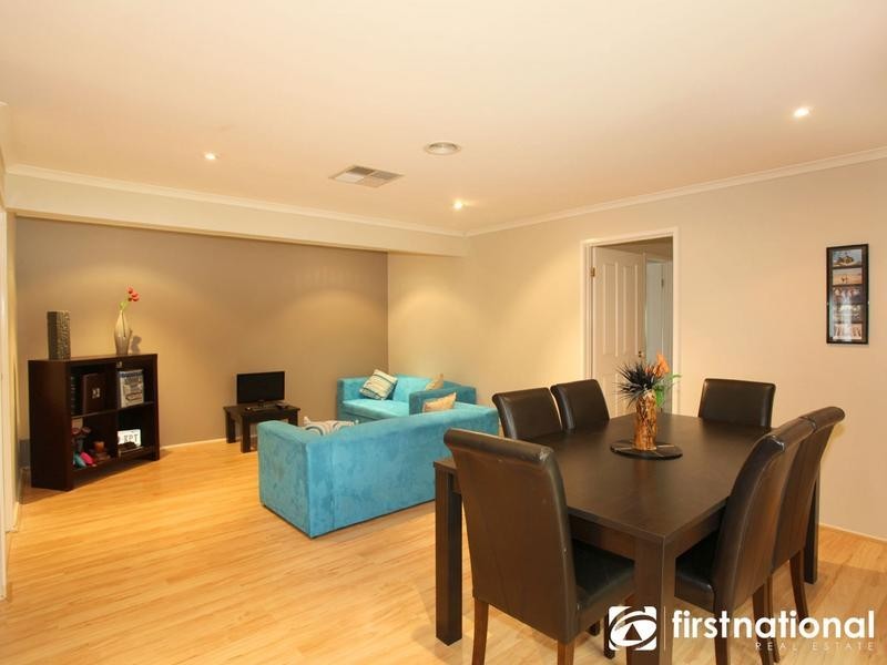 2 Tenandra Court, Berwick VIC 3806