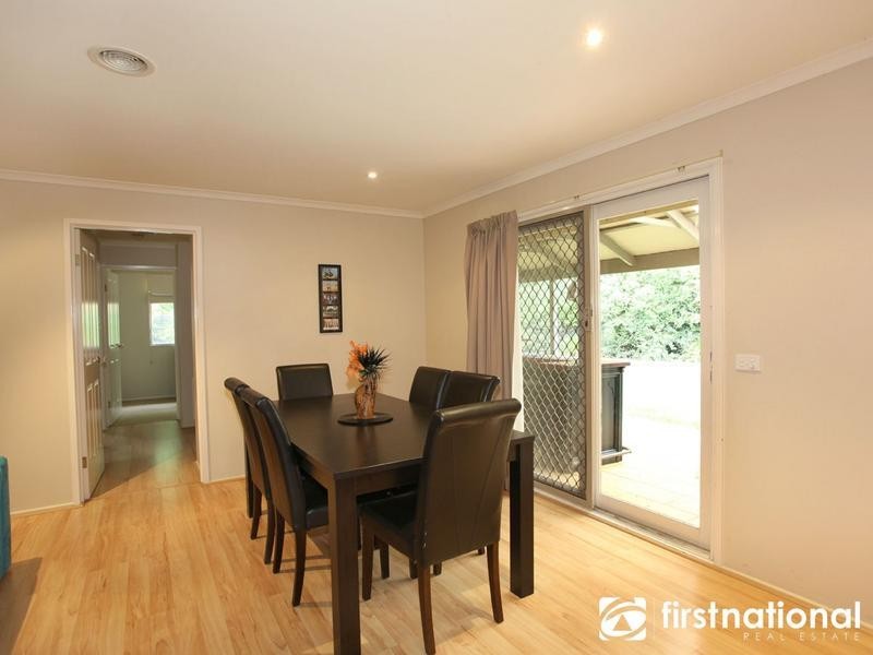 2 Tenandra Court, Berwick VIC 3806