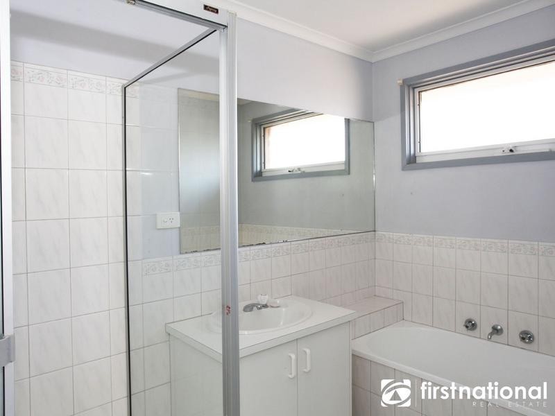 12 Sharpe Court, Berwick VIC 3806