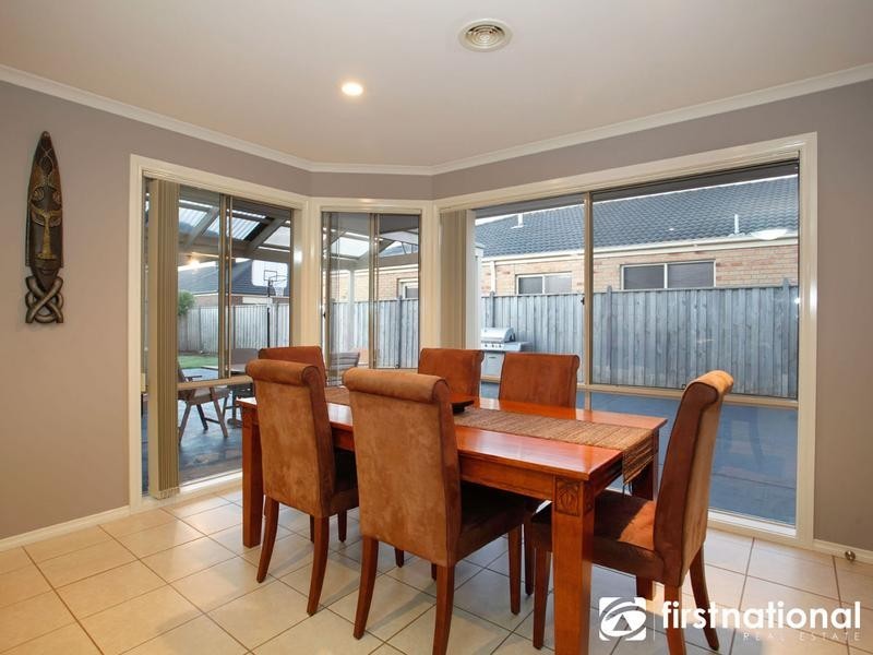 17 Mallard Street, Berwick VIC 3806