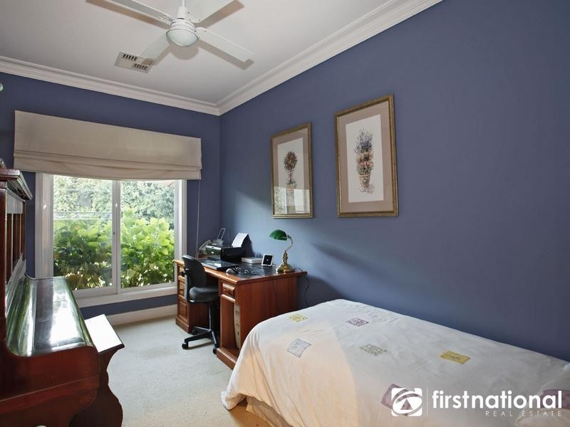 14 Ros Way, Berwick VIC 3806