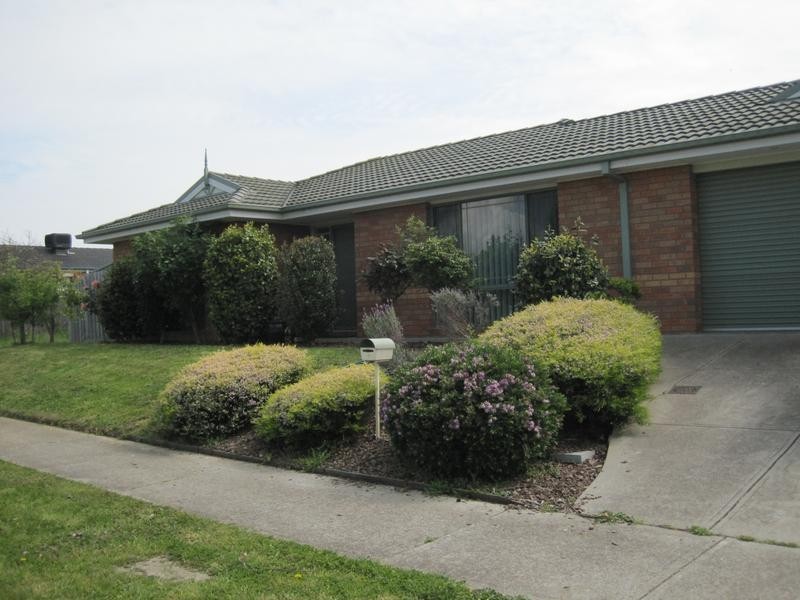 23 Hartsmere Drive, Berwick VIC 3806