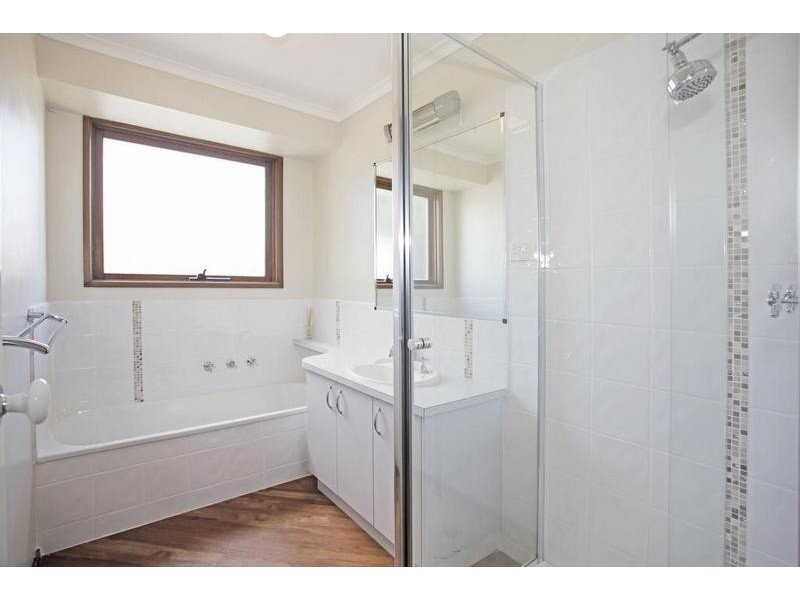 20 Lexcen Close, Berwick VIC 3806