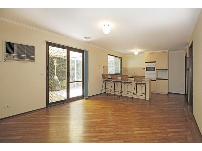 20 Lexcen Close, Berwick VIC 3806