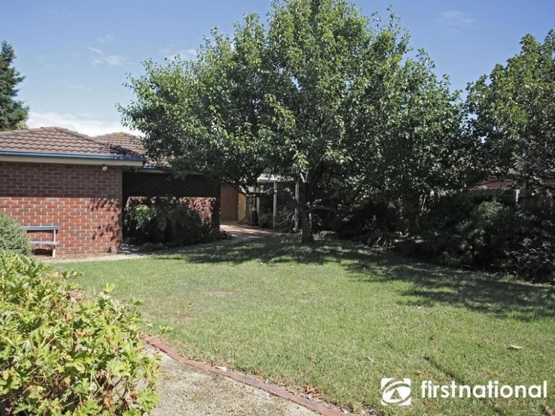 20 Lexcen Close, Berwick VIC 3806