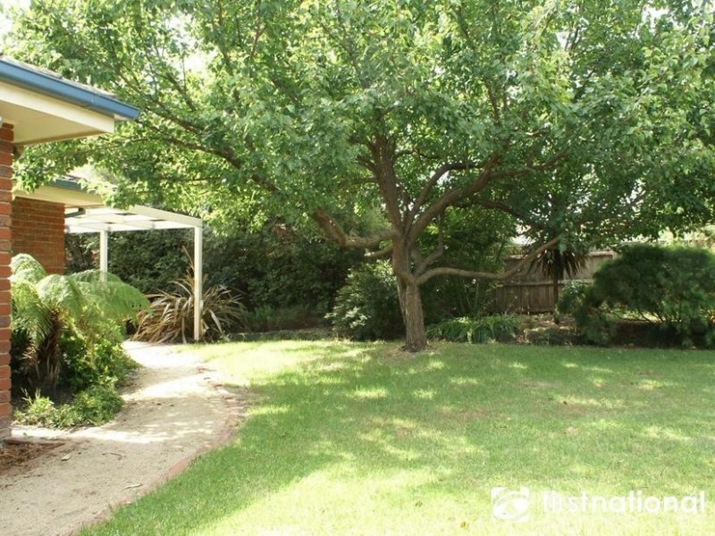 20 Lexcen Close, Berwick VIC 3806