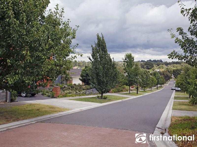 14 Viewbank Rise, Beaconsfield VIC 3807