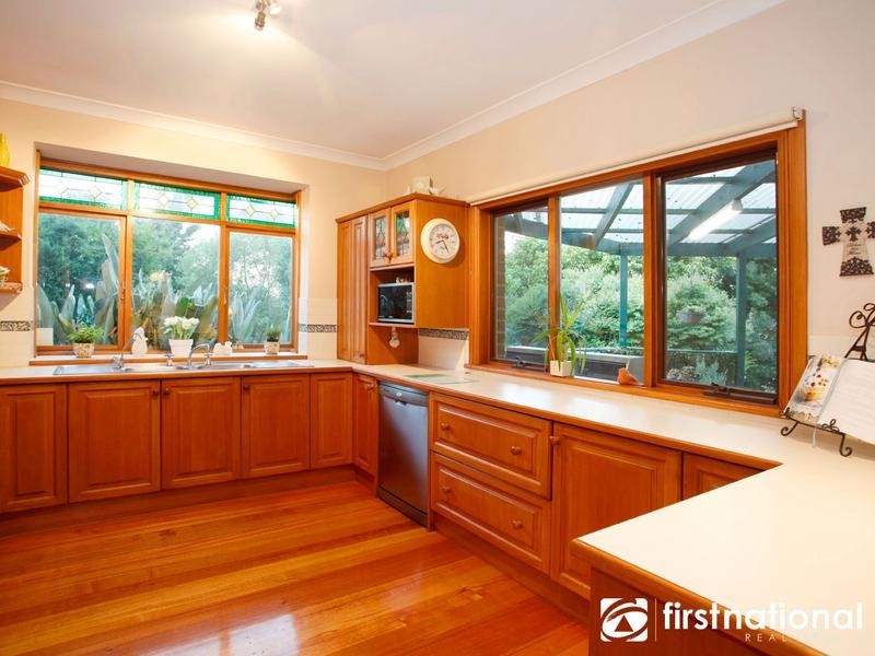 21 Lansell Close, Narre Warren South VIC 3805