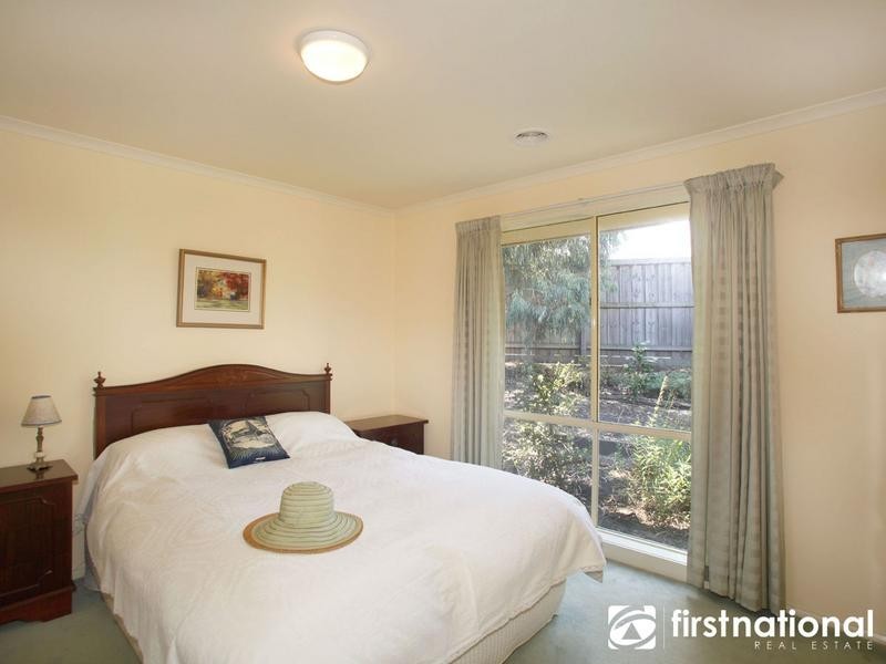 9 Whisken Way, Berwick VIC 3806