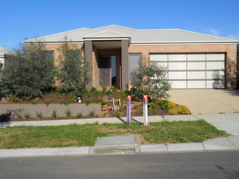 24 Nature Avenue, Officer VIC 3809