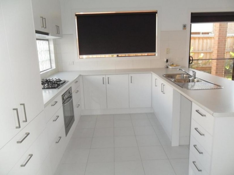 24 Nature Avenue, Officer VIC 3809