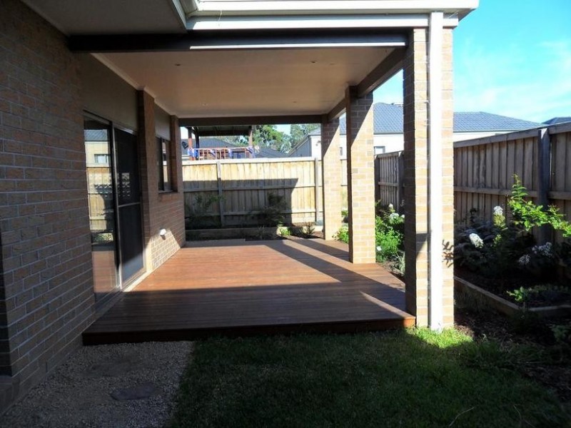 24 Nature Avenue, Officer VIC 3809