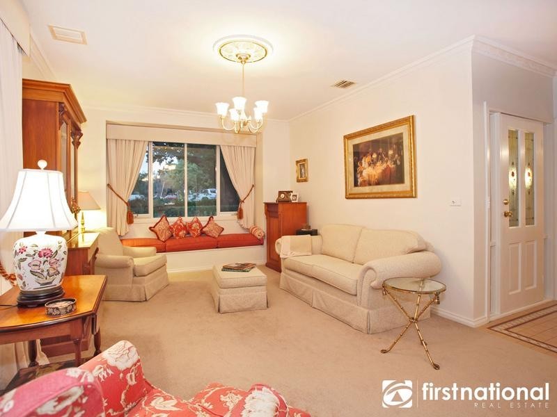 9 Scanlan Street, Berwick VIC 3806