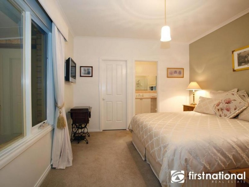 9 Scanlan Street, Berwick VIC 3806