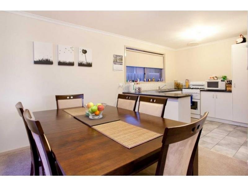 2 Tambo Way, Berwick VIC 3806