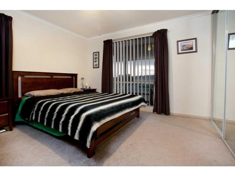 2 Tambo Way, Berwick VIC 3806