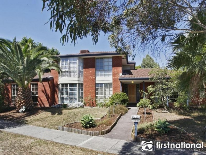 1 Savanna Crt, Berwick VIC 3806