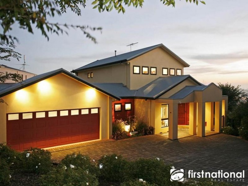 9 Natren Court, Berwick VIC 3806