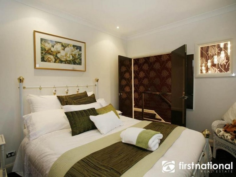 9 Natren Court, Berwick VIC 3806