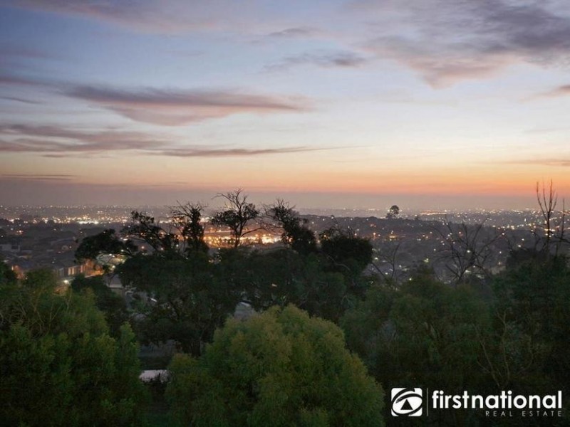 9 Natren Court, Berwick VIC 3806