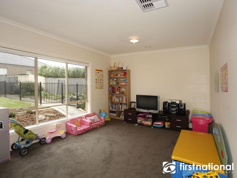 9 Misty Close, Berwick VIC 3806