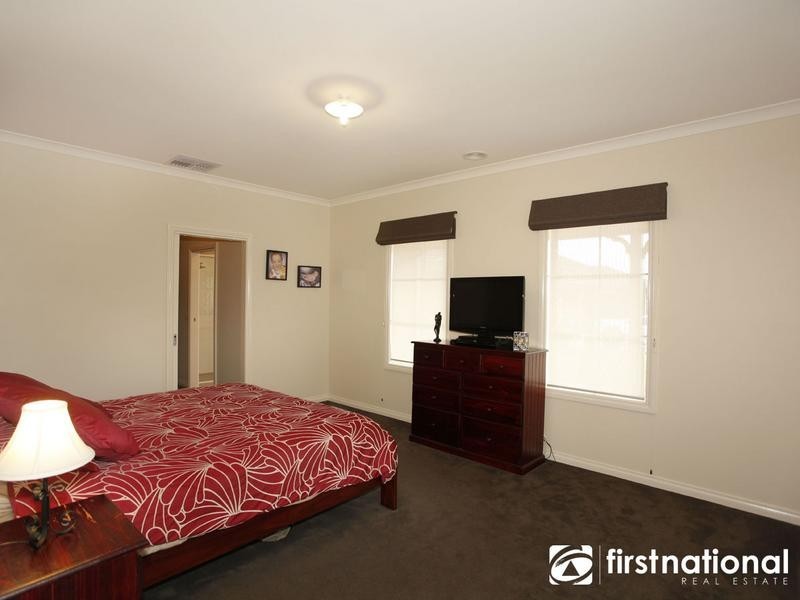 9 Misty Close, Berwick VIC 3806