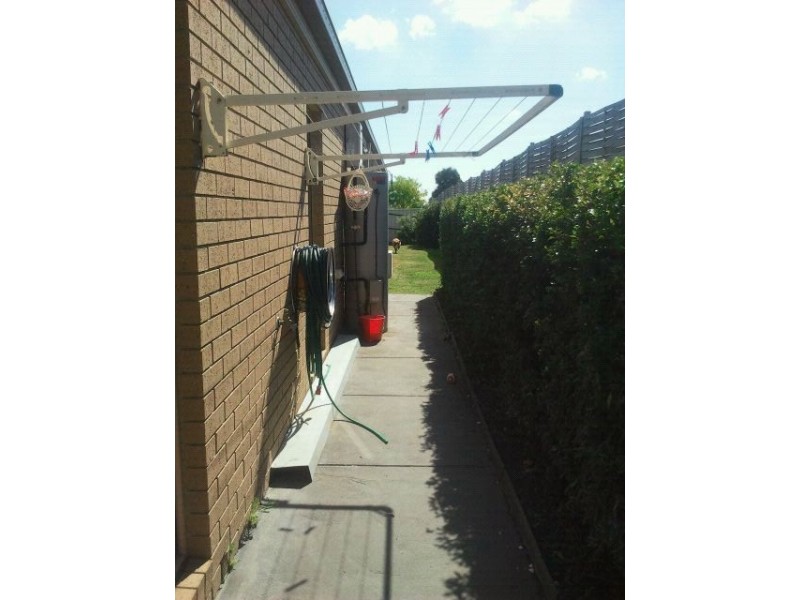 1/6a Iris Place, Pakenham VIC 3810