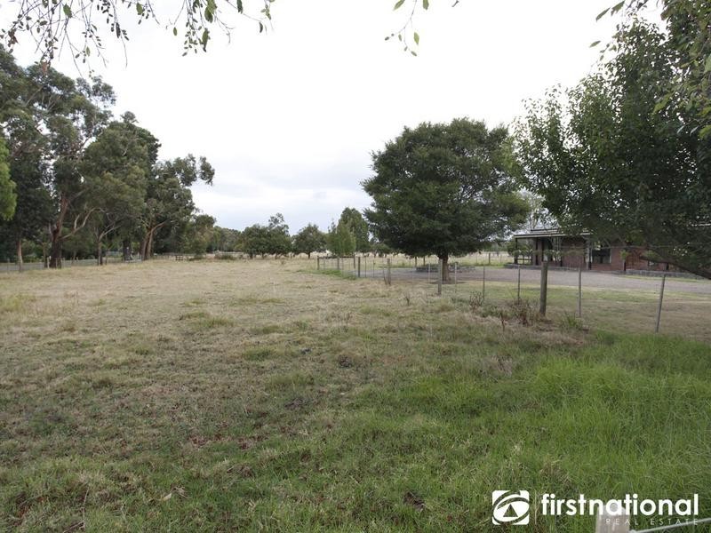 225 Rix Road, Officer VIC 3809