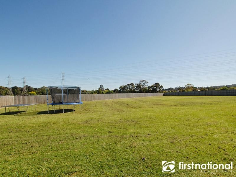 8 Alfred Close, Narre Warren North VIC 3804