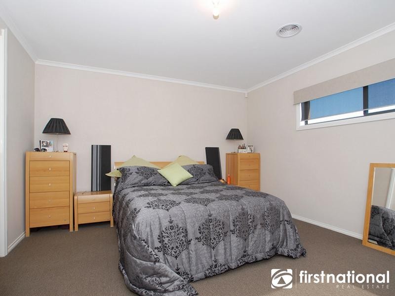 8 Alfred Close, Narre Warren North VIC 3804