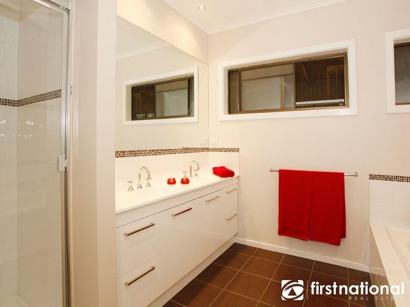 385 Dickie Road, Beaconsfield Upper VIC 3808