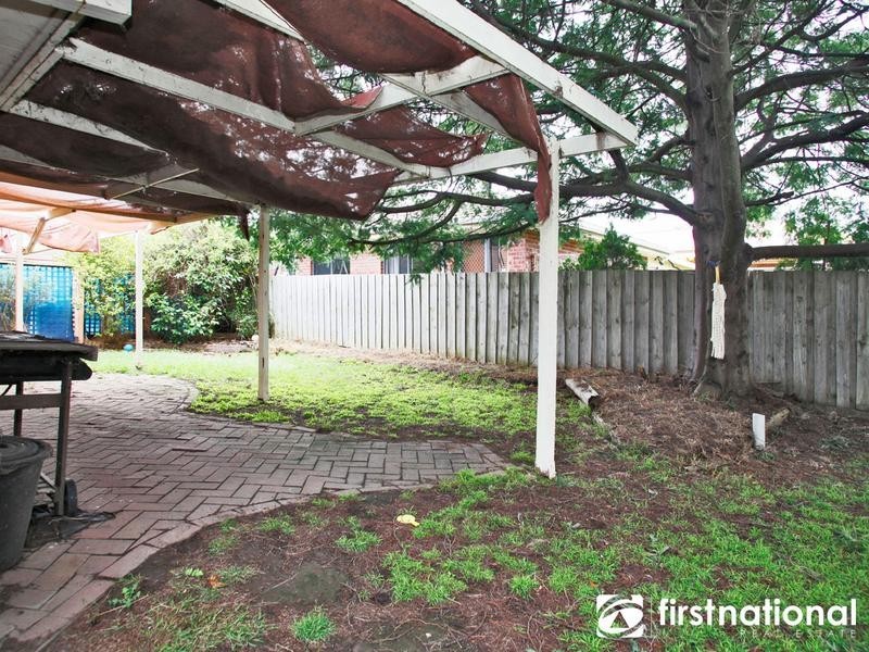 11 Wilmott Close, Berwick VIC 3806