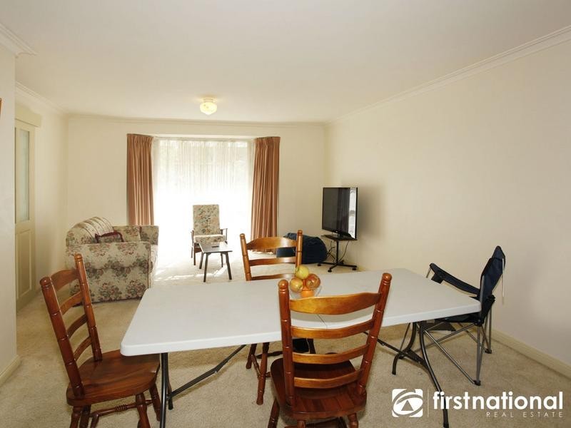 2/24 Turner Street, Berwick VIC 3806