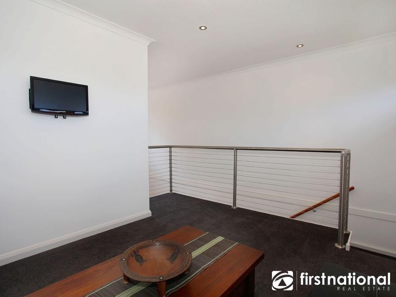 2/116 Brisbane Street, Berwick VIC 3806