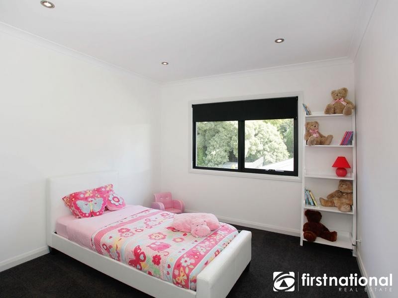 2/116 Brisbane Street, Berwick VIC 3806