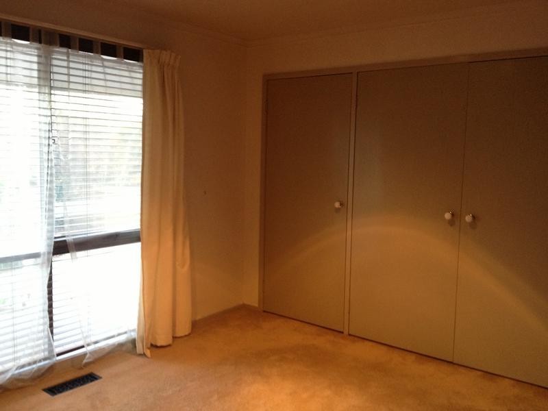 2/5 Camley Close, Berwick VIC 3806