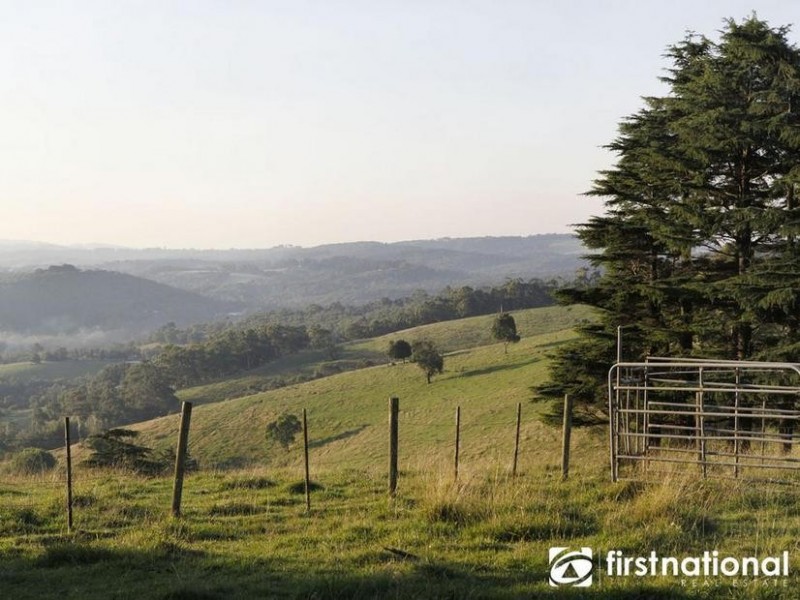 205 Huxtable Road, Pakenham Upper VIC 3810