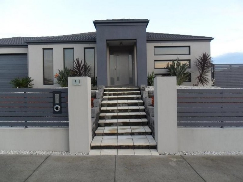 11 Yemaya Place, Berwick VIC 3806